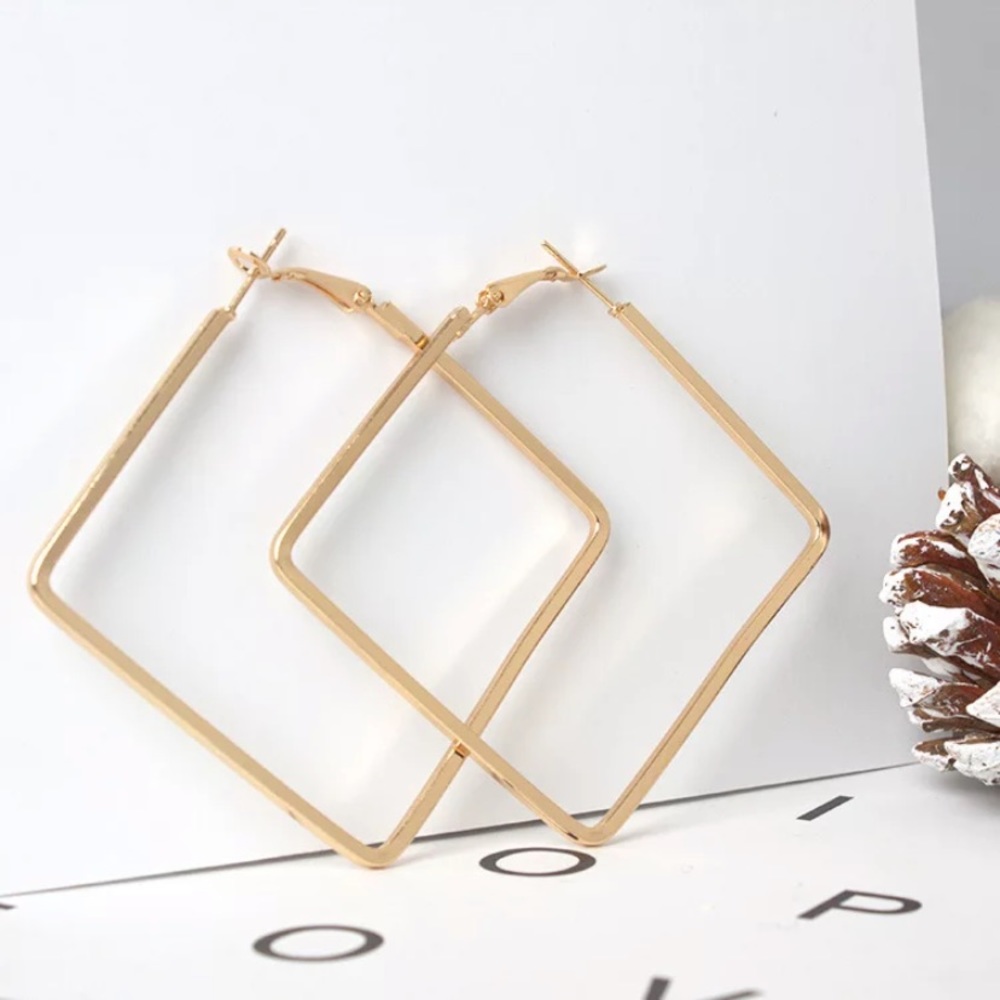 NEW Gold/Silver Plated Square Earrings